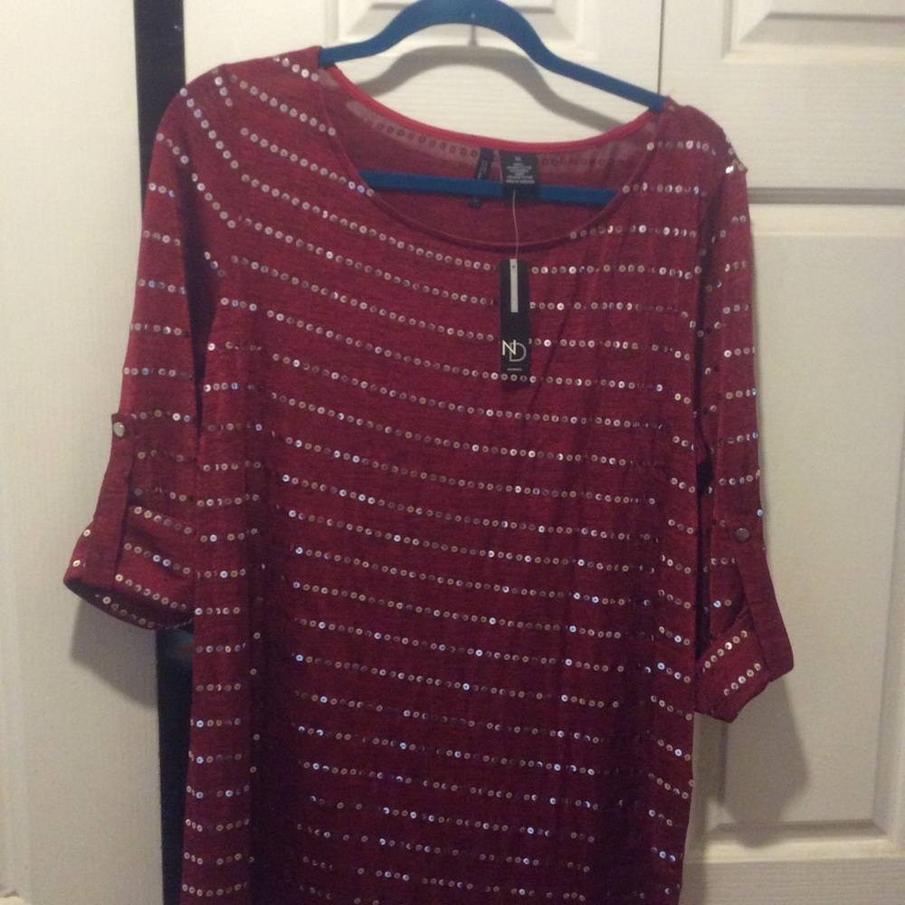 1X, NWT blouse with 3/4 sleeves.